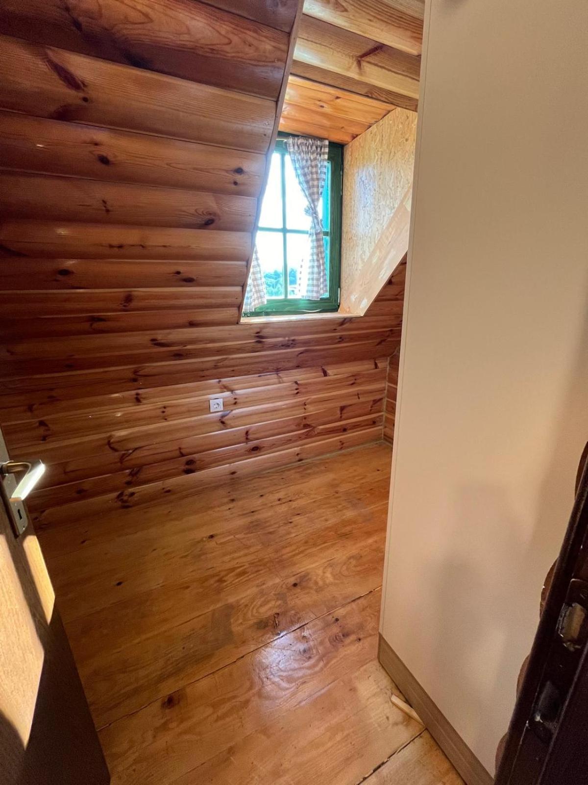 Wooden House Ante Self Check - In And Check - Out Apartamento Otočac Exterior foto
