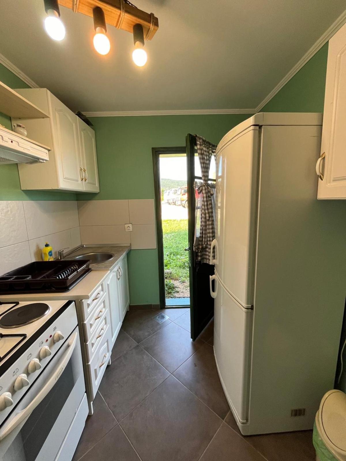 Wooden House Ante Self Check - In And Check - Out Apartamento Otočac Exterior foto