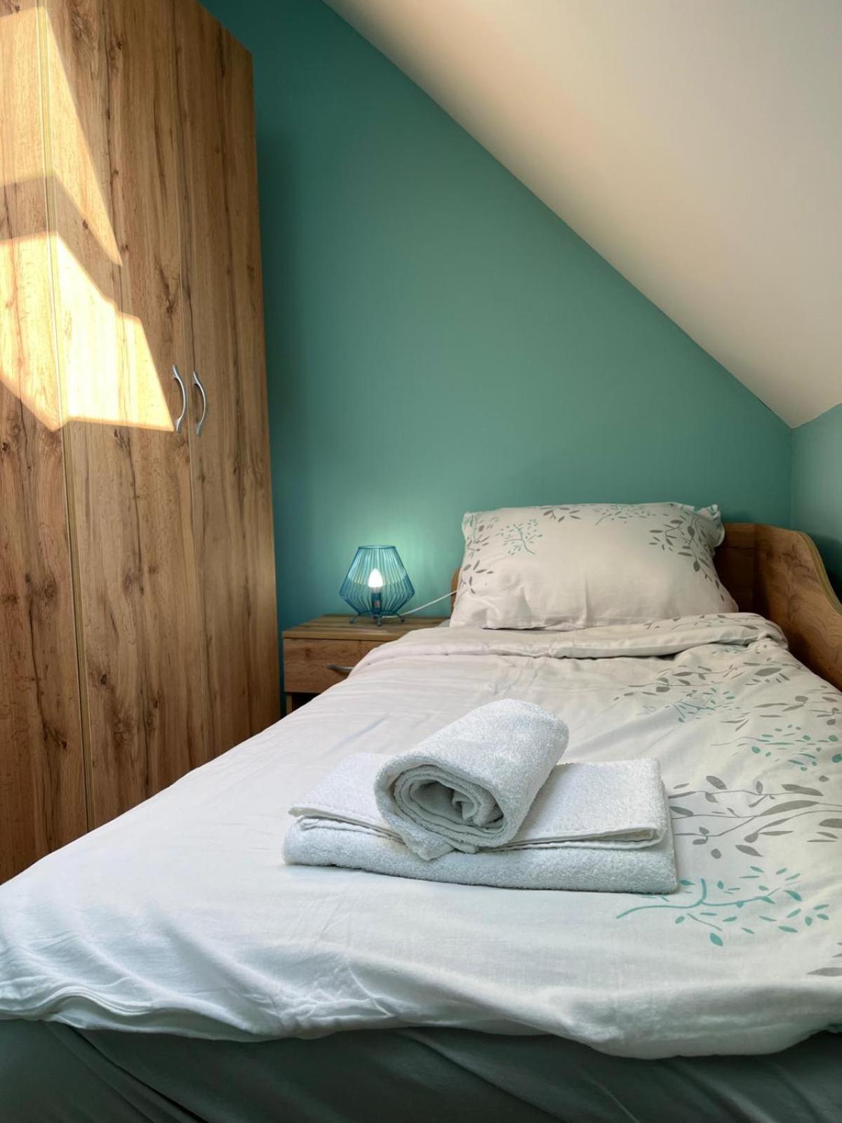 Wooden House Ante Self Check - In And Check - Out Apartamento Otočac Exterior foto