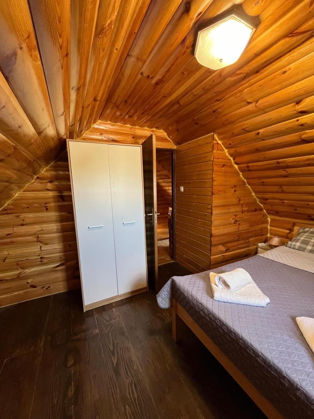 Wooden House Ante Self Check - In And Check - Out Apartamento Otočac Exterior foto